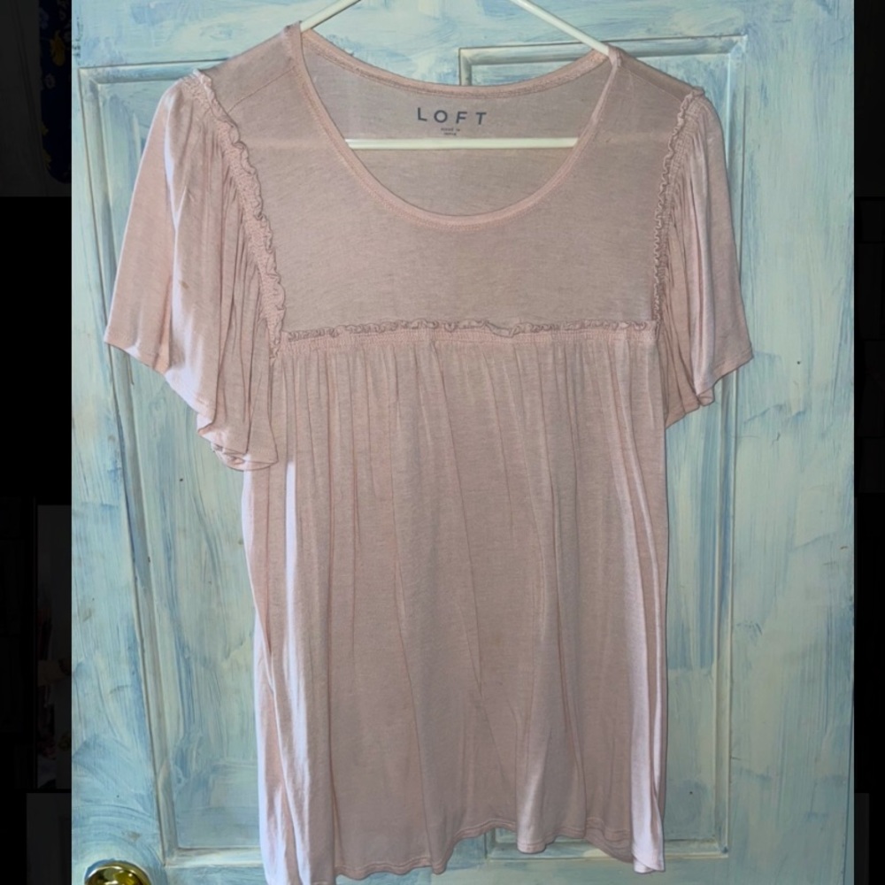 Pink blouse/t-shirt